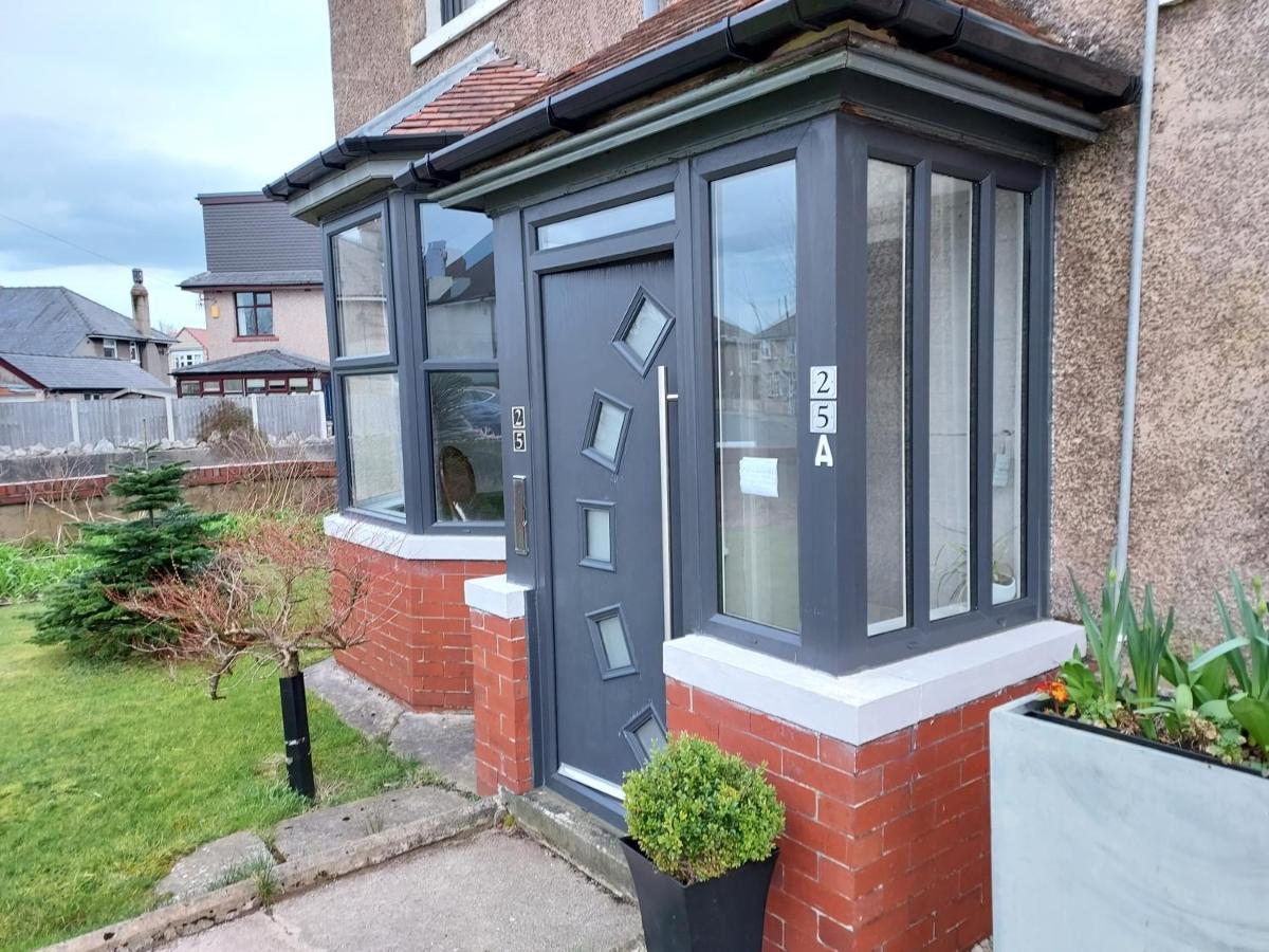 2 Bed Apartment 5Min From Sea In Bare Morecombe Morecambe Bagian luar foto