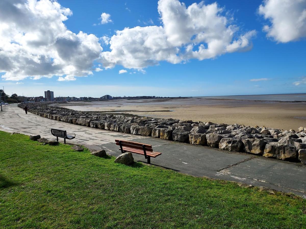 2 Bed Apartment 5Min From Sea In Bare Morecombe Morecambe Bagian luar foto
