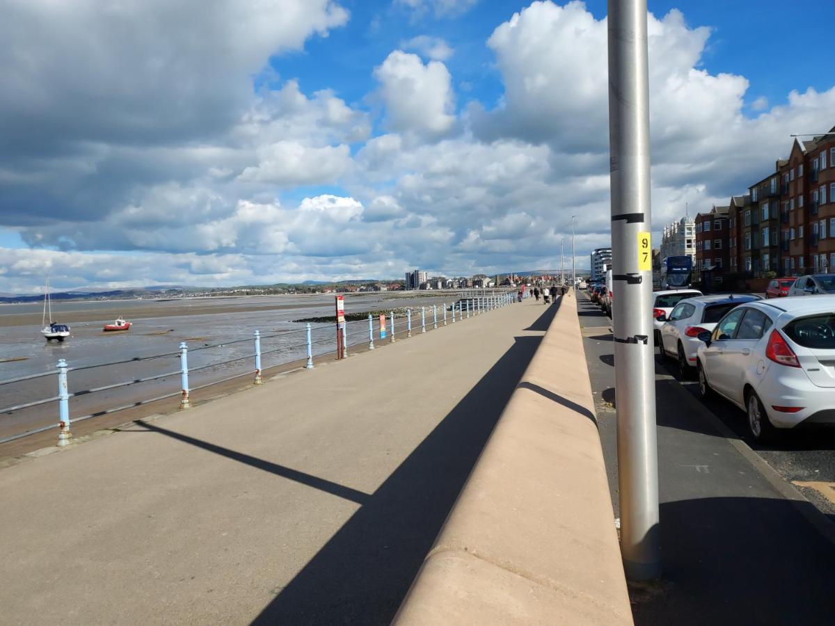 2 Bed Apartment 5Min From Sea In Bare Morecombe Morecambe Bagian luar foto