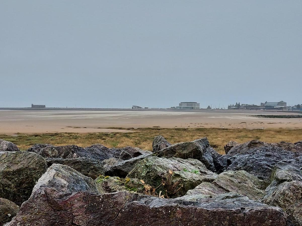 2 Bed Apartment 5Min From Sea In Bare Morecombe Morecambe Bagian luar foto
