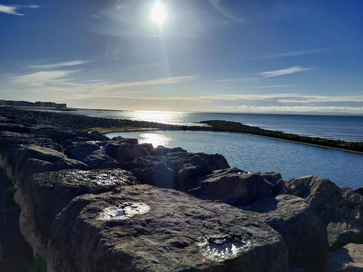 2 Bed Apartment 5Min From Sea In Bare Morecombe Morecambe Bagian luar foto